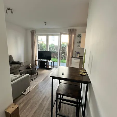 2 Neubau Mit Terrasse דירה Uetersen