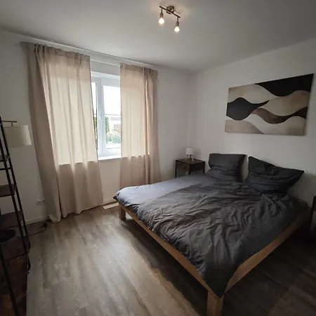 2 Neubau Mit Terrasse דירה